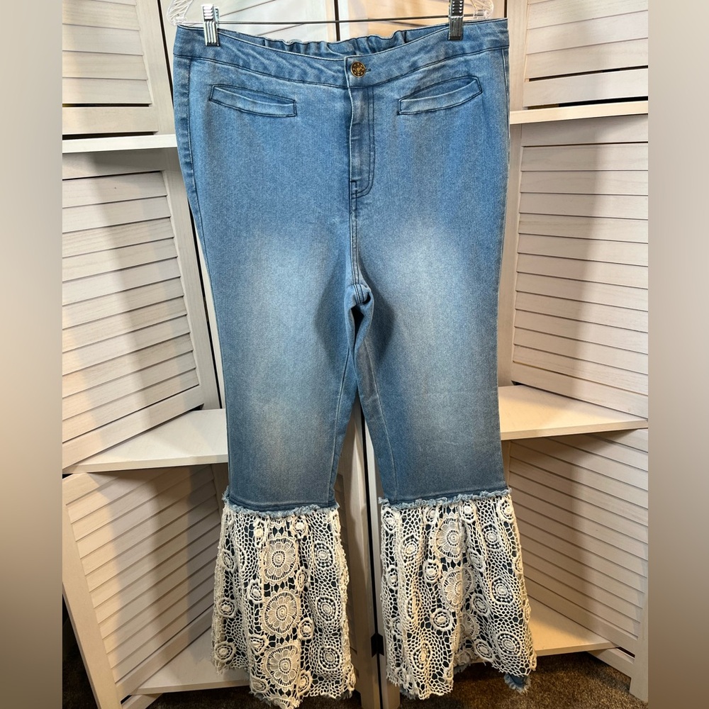 Elegant Denim Lace Flare Jeans